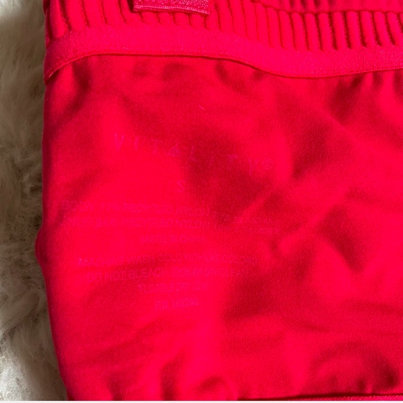 Vitality Cloud II Convertible Tank / Cherry / Small - Picture 6 of 6